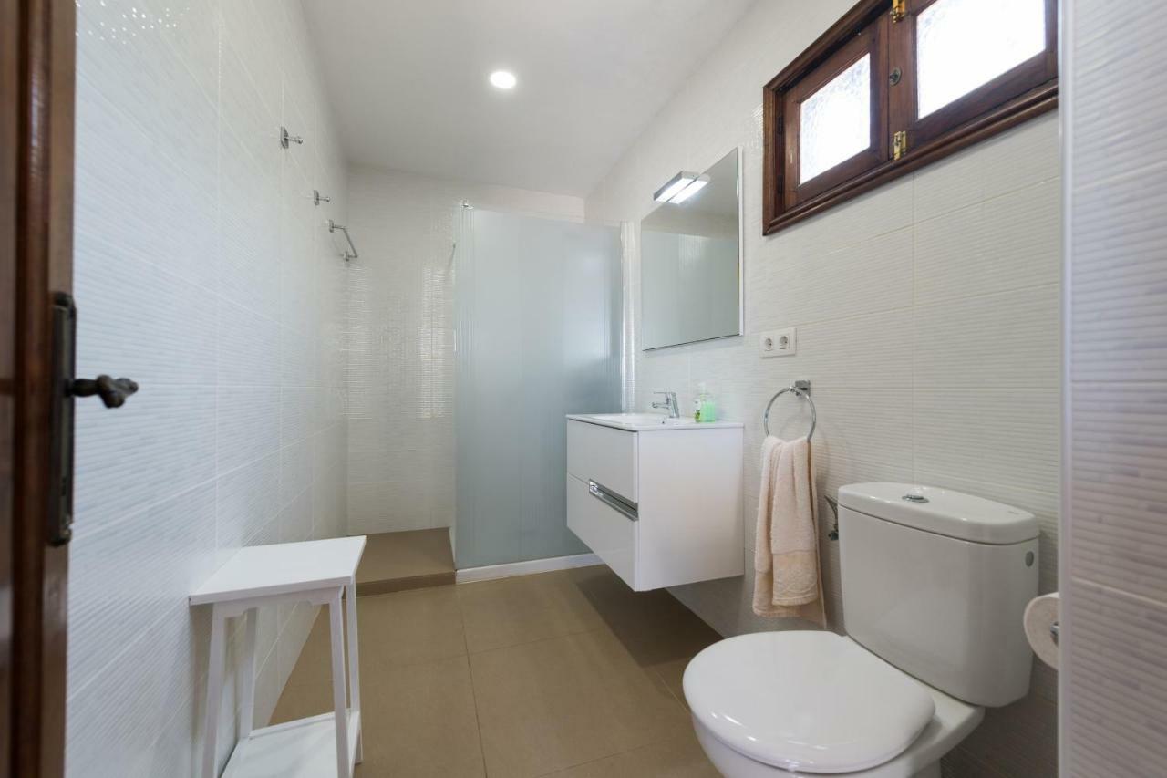 2Br Beach House - Solarium & Shower Terrace - 13 Puerto del Carmen  Eksteriør bilde